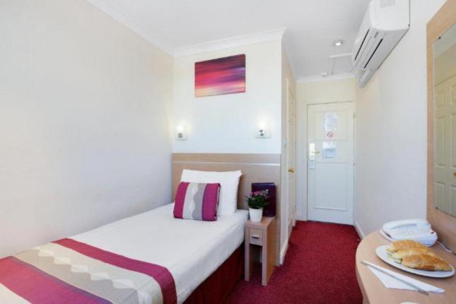 Queens Park Premier Hyde Park Hotel Londra